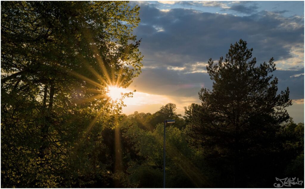 Sonnenuntergang mit Linsenstern